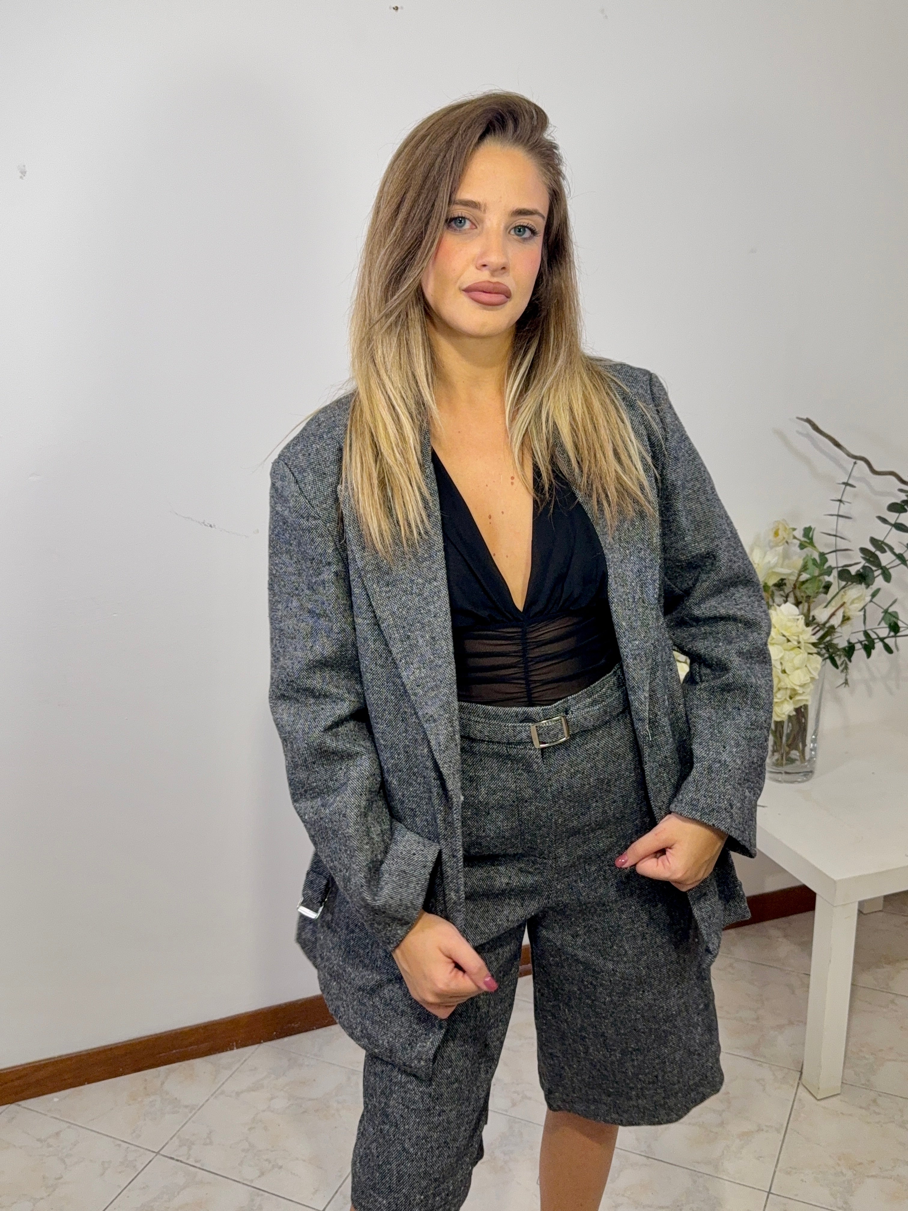 Giacca con cintura in tweed (giaMBX15817)