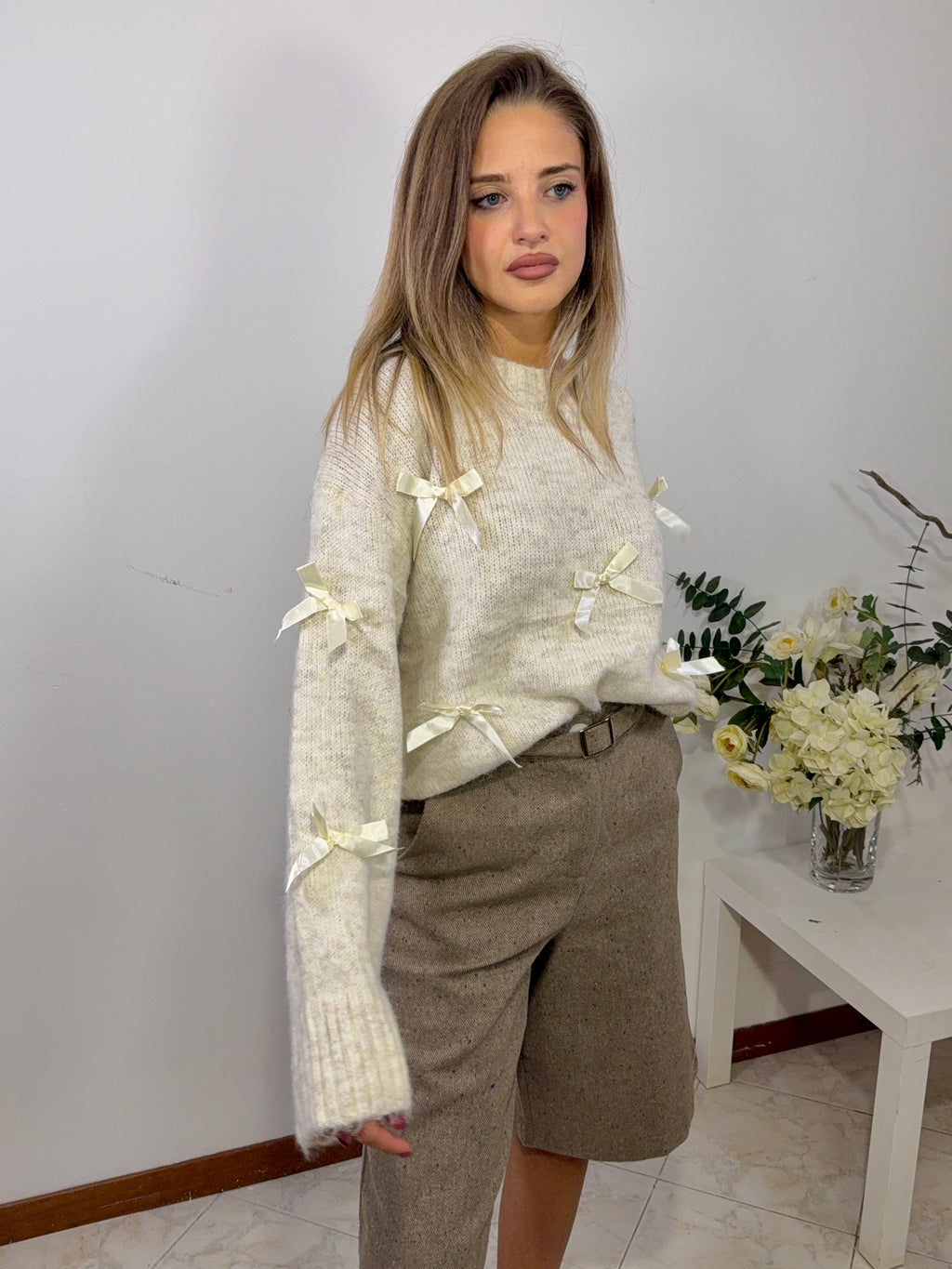 Maglione con fiocchetti in raso ( Y06029)